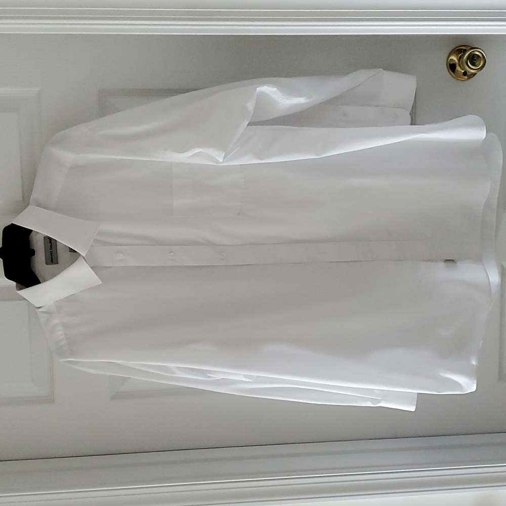 David Taylor long sleeve button down men's dress shirt. 18  34/35. White.